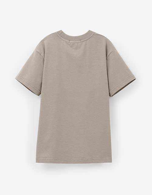 Оливковая футболка