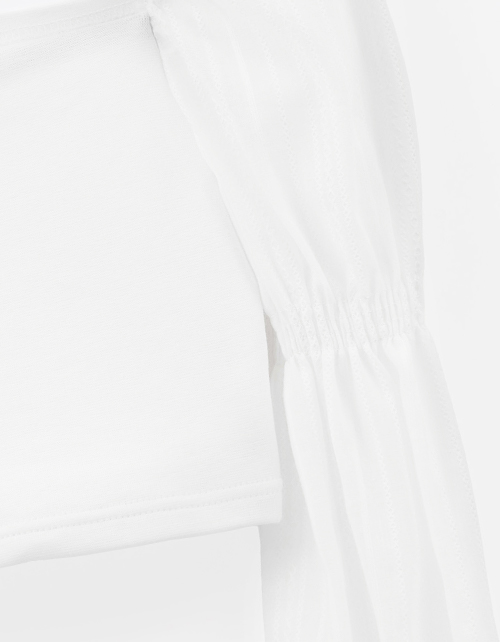 Укороченная молочная блузка для девочки Укороченная молочная блузка для девочки