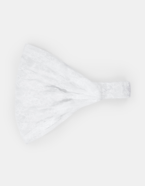 Белая ажурная косынка для девочки Белая ажурная косынка для девочки